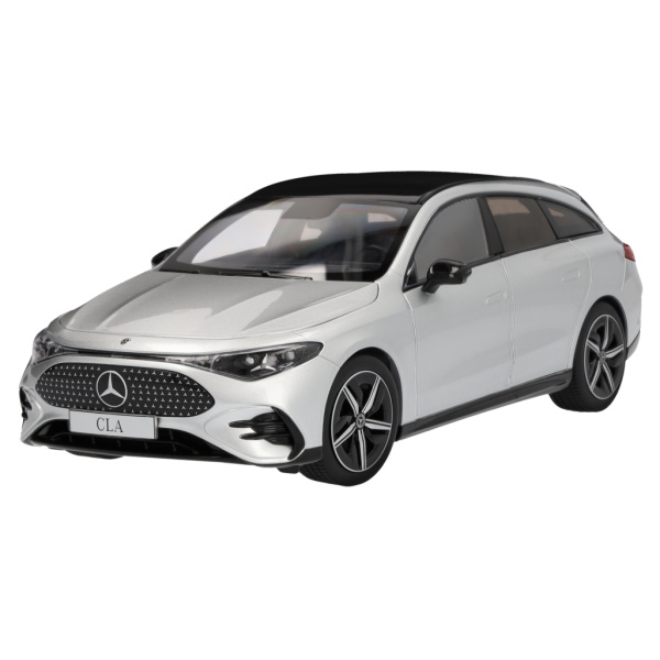 Model CLA Shooting Brake X174, 1:18 - strieborný